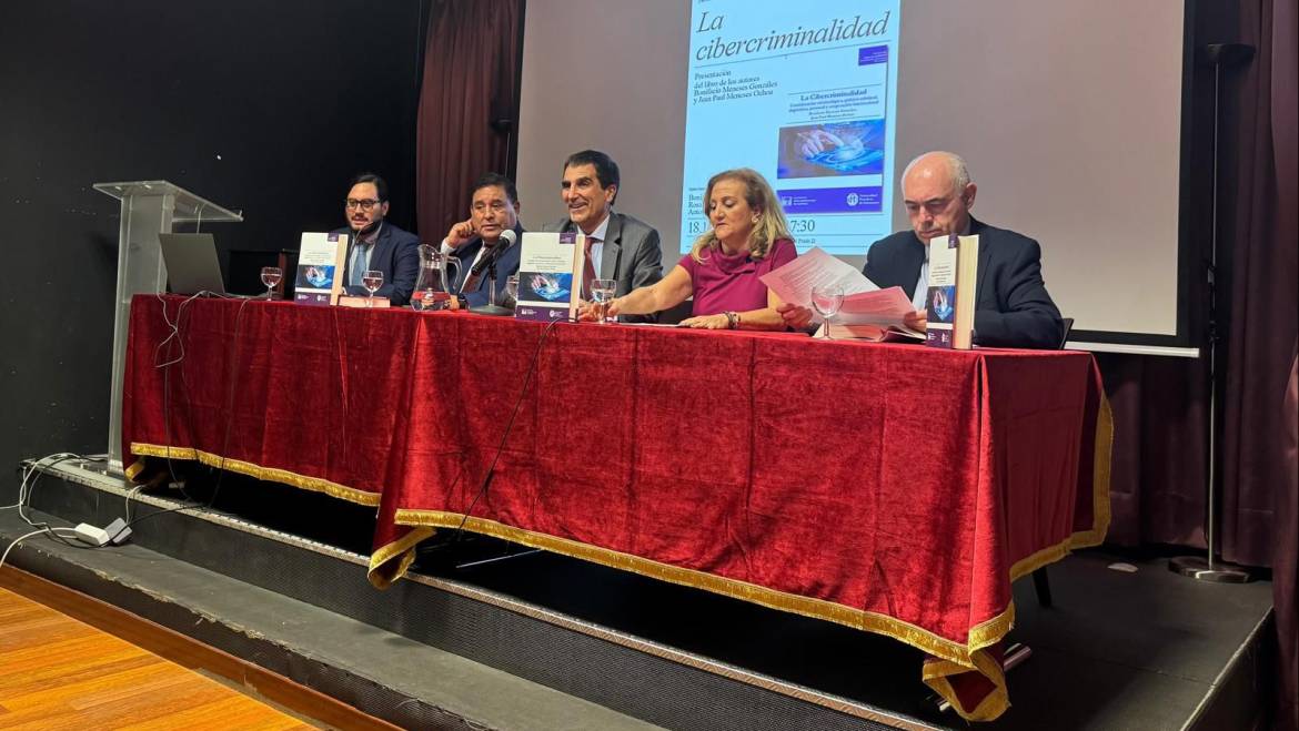 Presentación del libro de UPSA Ediciones, organizada por la Agrupación de Justicia y Cultura